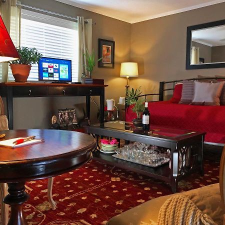 Butler Creek House Bed & Breakfast Niagara-on-the-Lake Екстериор снимка