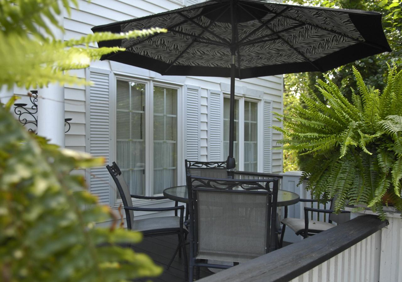 Butler Creek House Bed & Breakfast Niagara-on-the-Lake Екстериор снимка