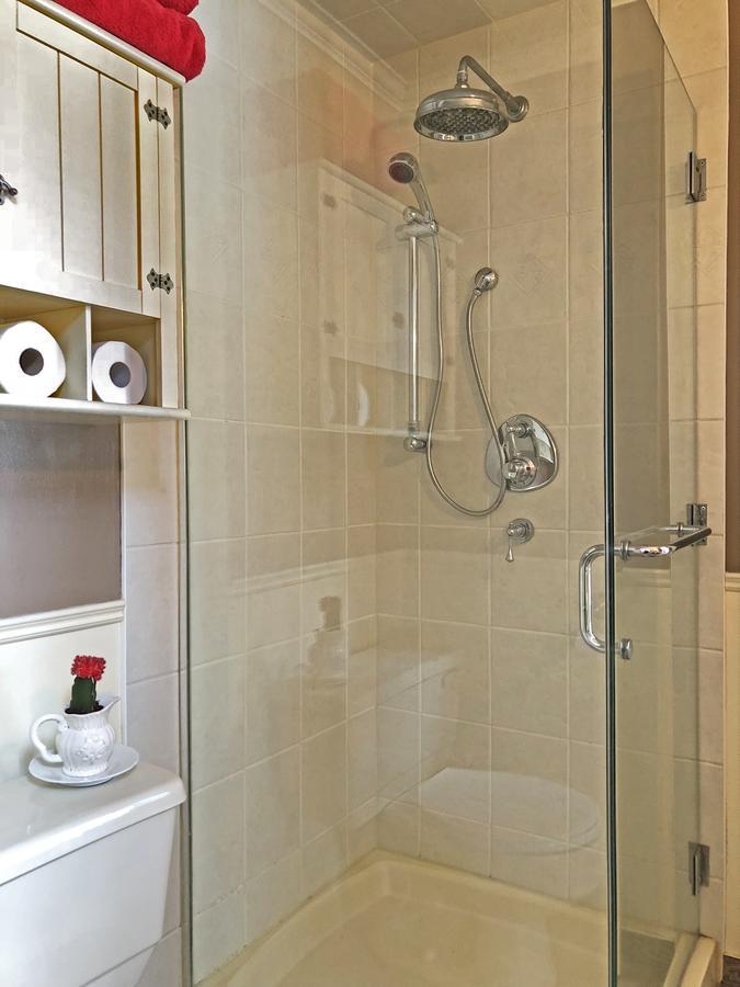Butler Creek House Bed & Breakfast Niagara-on-the-Lake Екстериор снимка