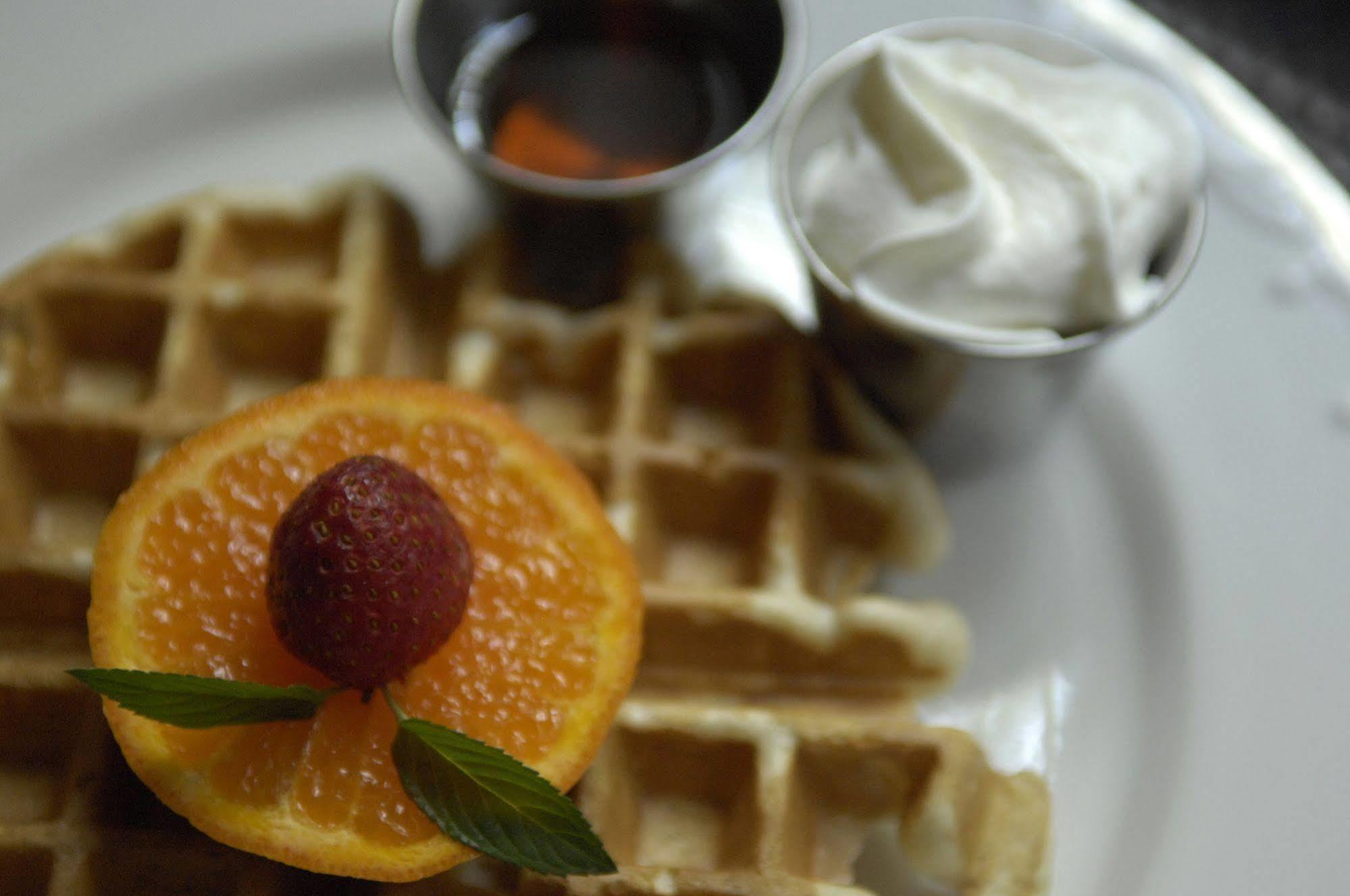 Butler Creek House Bed & Breakfast Niagara-on-the-Lake Екстериор снимка