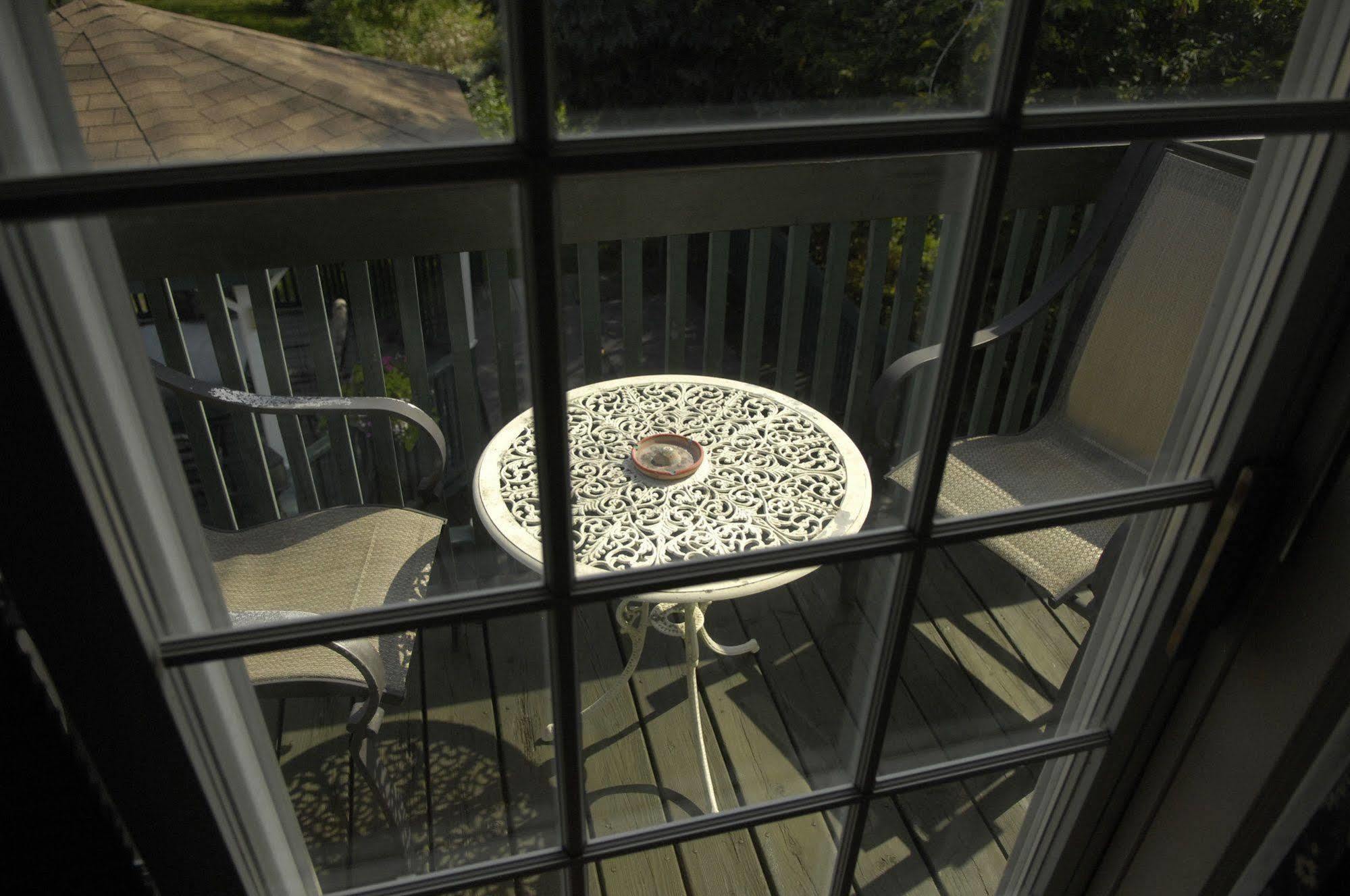 Butler Creek House Bed & Breakfast Niagara-on-the-Lake Екстериор снимка