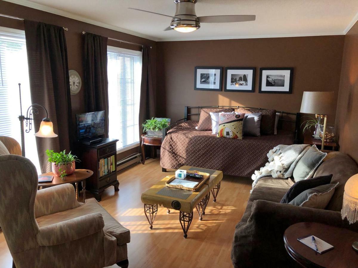 Butler Creek House Bed & Breakfast Niagara-on-the-Lake Екстериор снимка